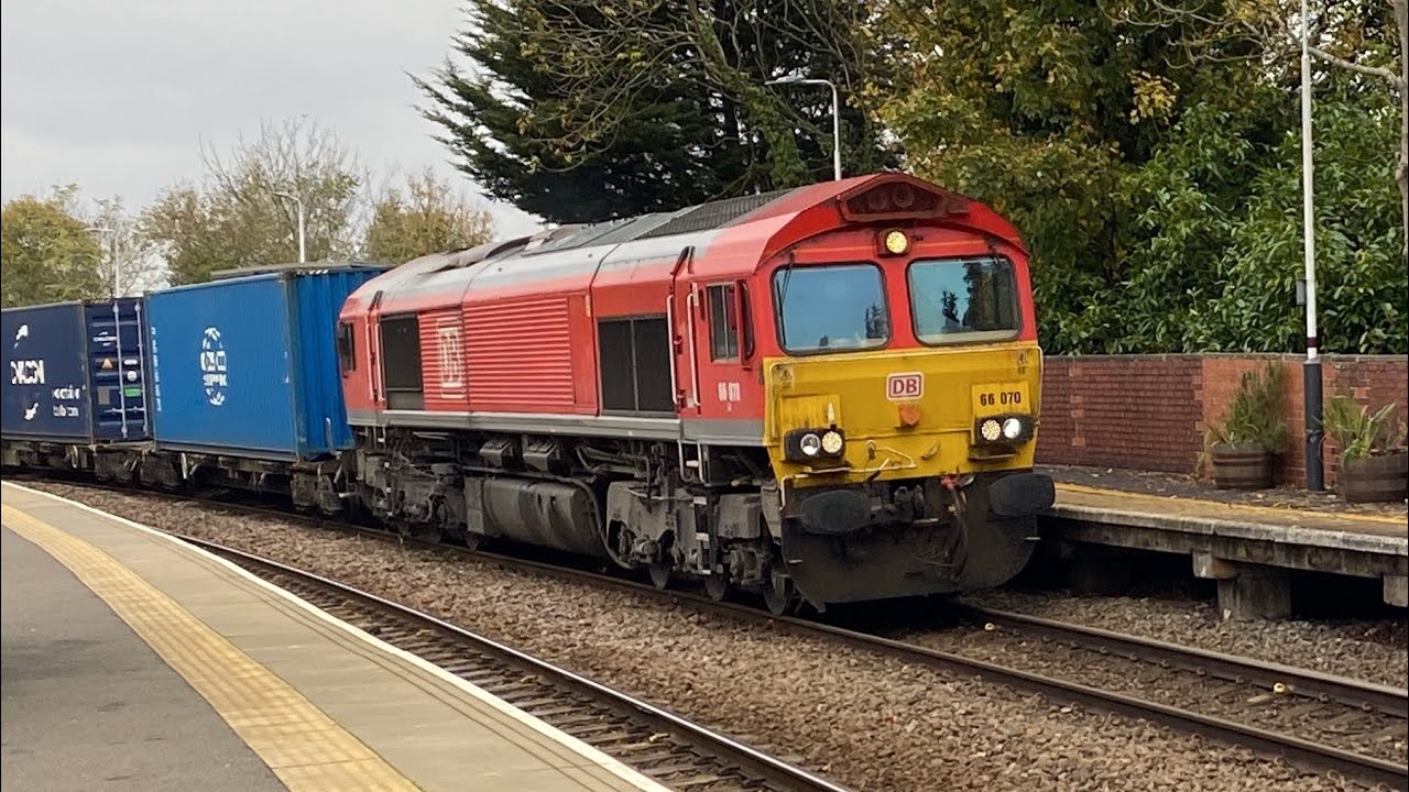 66070 DB cargo 4L45 containers 