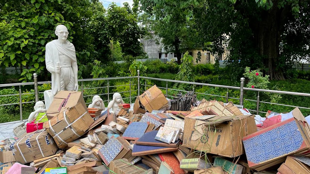 Varanasi : The impending demolition of a Gandhian institute