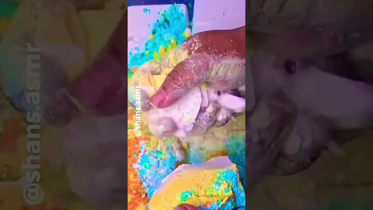 Fresh dyed gym chalk asmr video💕/satisfying chalk/gymchalkasmr/dyedgymchalk