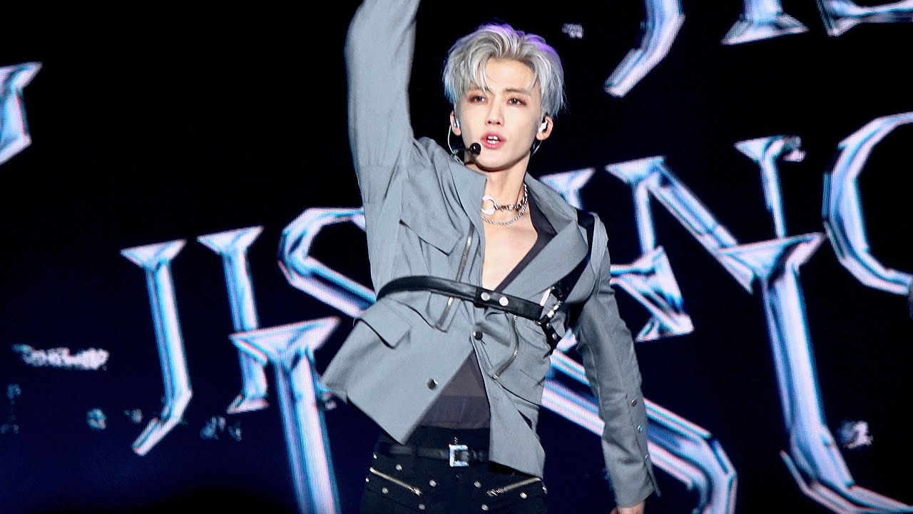 220909 THE DREAM SHOW2 : In A DREAM NCT DREAM 재민 직캠 - 버퍼링 (Glitch Mode)