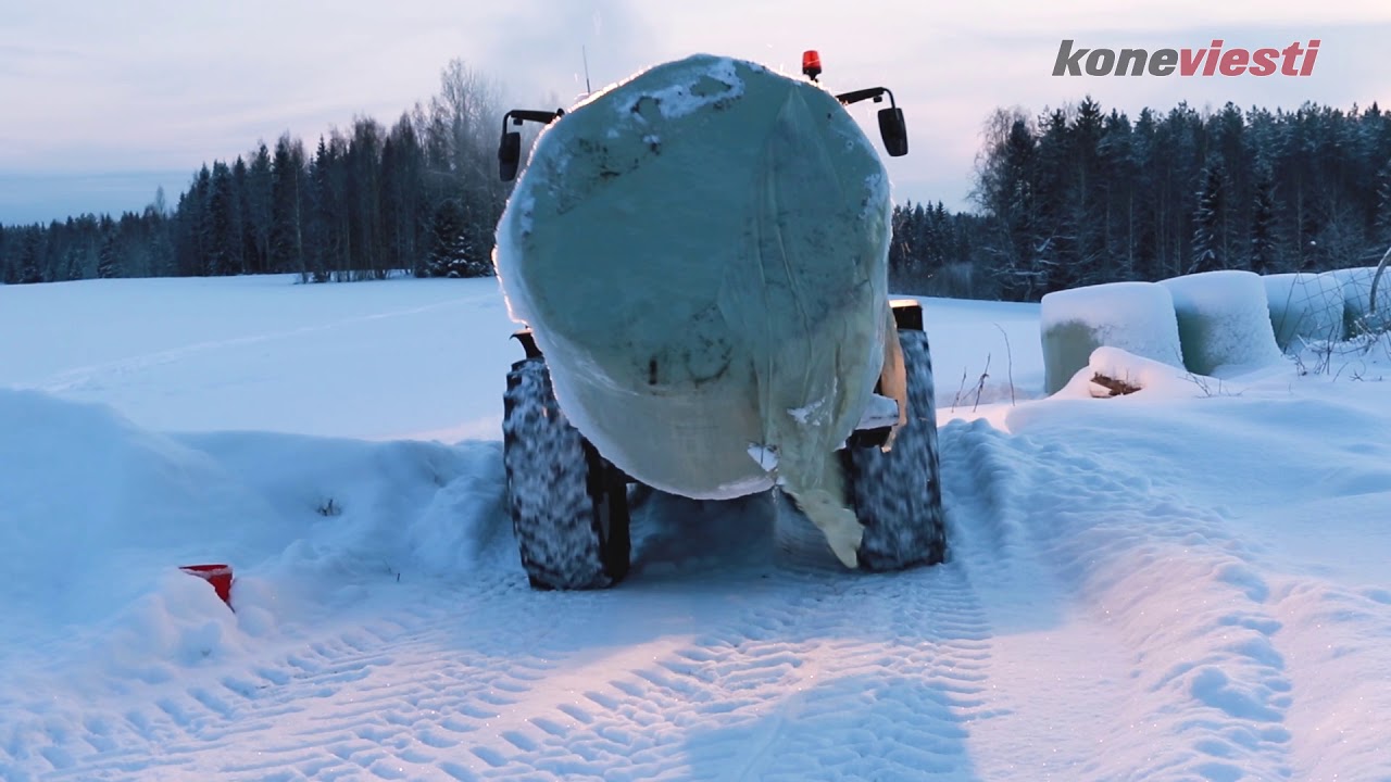Koneviesti koeajoi Valtra A114 HiTech 4 -pikavaihdevaihteiston