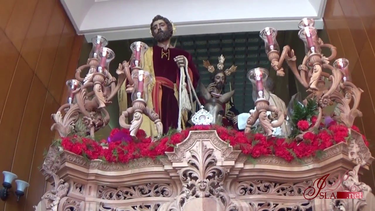 Salida del paso de misterio de la Hermandad de Cristo Rey - Semana Santa de San Fernando 2016