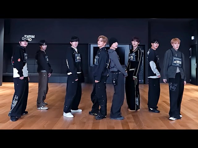 ALPHA DRIVE ONE - 'FREAK ALARM' Dance Practice [MIRRORED] - YouTube