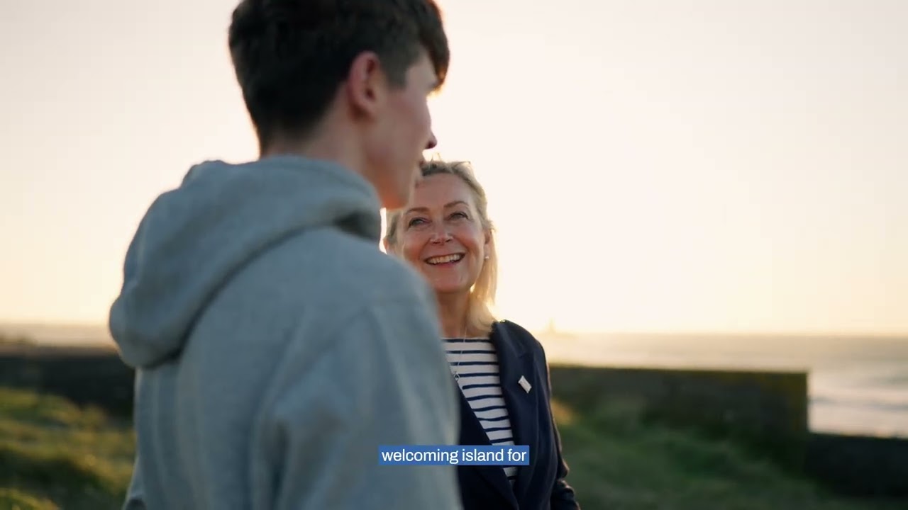 VOTE HELEN MILES FOR SENATOR