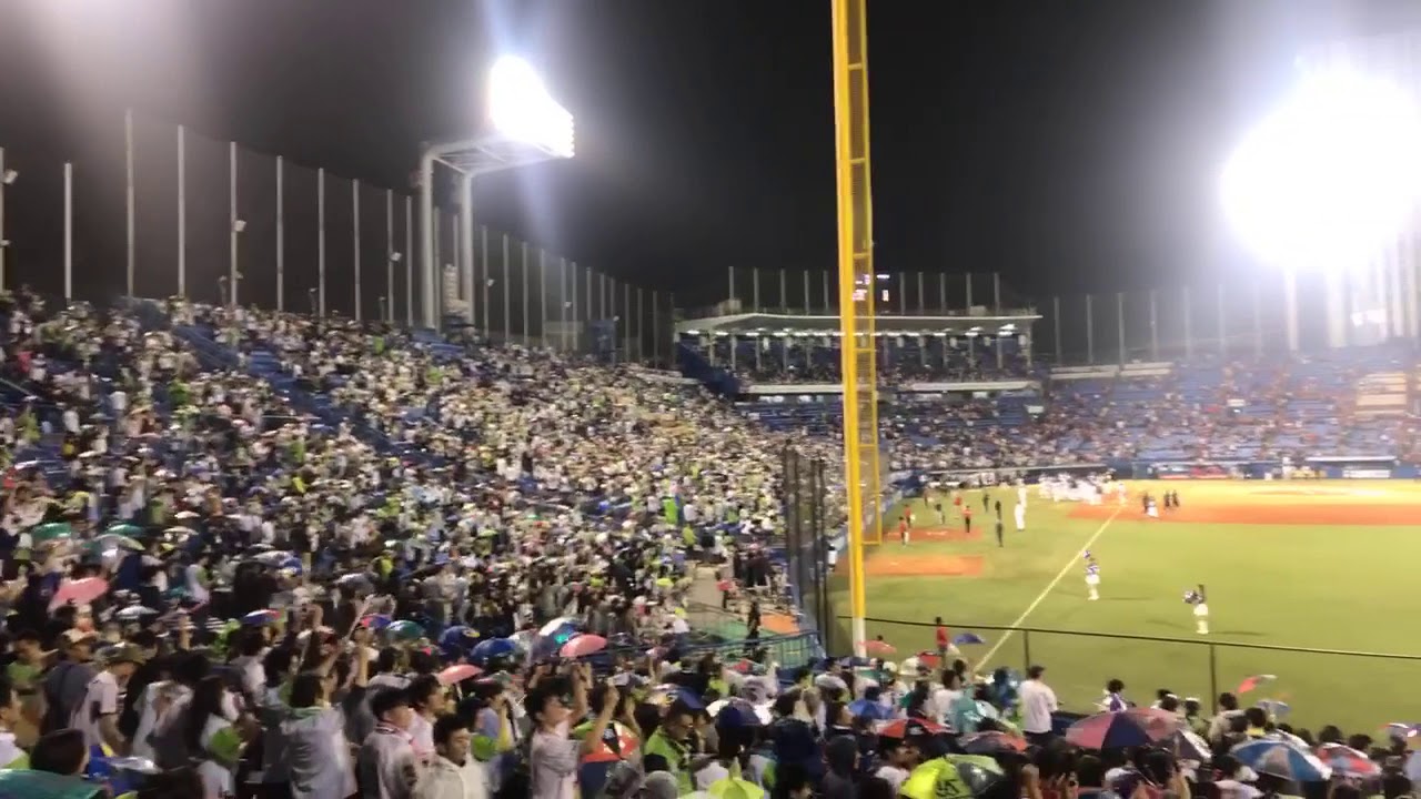Tokyo Swallows Walk-off Home Run Celebration!!