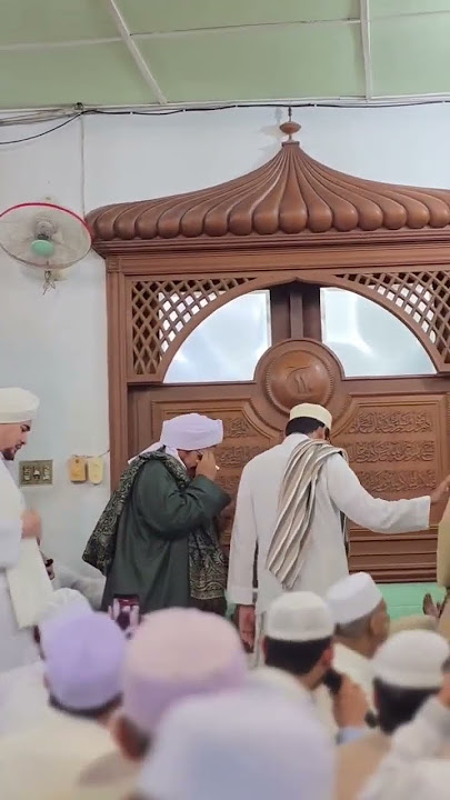 Detik Detik kedatangan Habib Umar bin Hafidz di Masjid Riyadh Solo #habibumarbinhafidz #habibumar