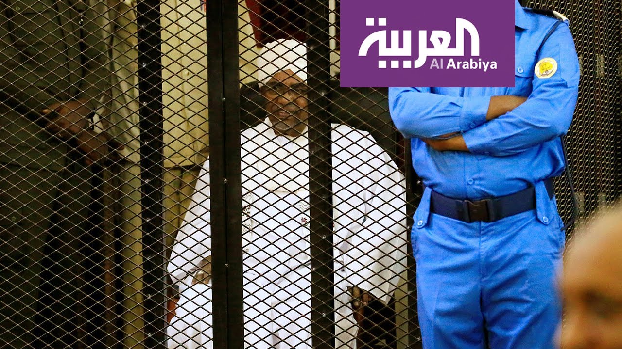 البشير يعلق على حكم حبسه بكلمة واحدة