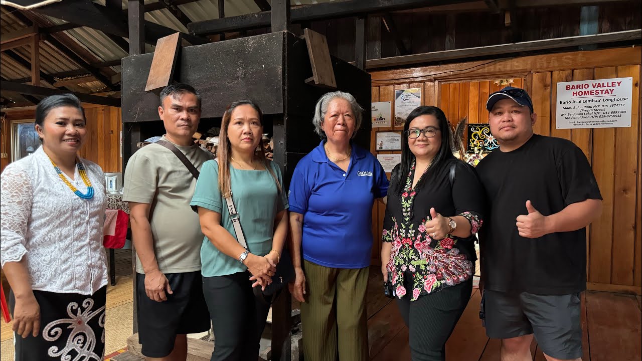 Kehindahan,, Kedamaian & Ketenangan 💞 Melawat Rumah Panjang BARIO Lama Cantik 😍