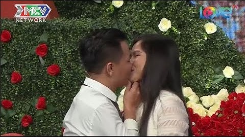 TẮT ĐIỆN cặp đôi vừa gặp đã TRAO NHAU NỤ HÔN vô cùng ĐẬM SÂU, chàng trai CẦU HÔN luôn bạn gái IBMHH