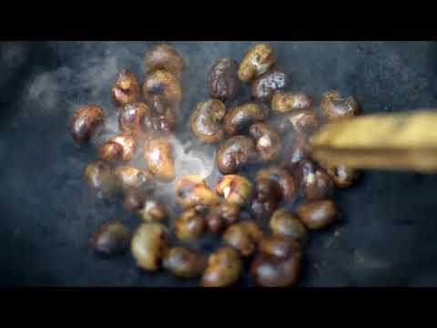 mete #kacangmete Bahan-bahan: Kacang mete 1kg Bawang putih 5 siung Garam 1 1/2 sdt Kaldu bubuk 1 sdt. 