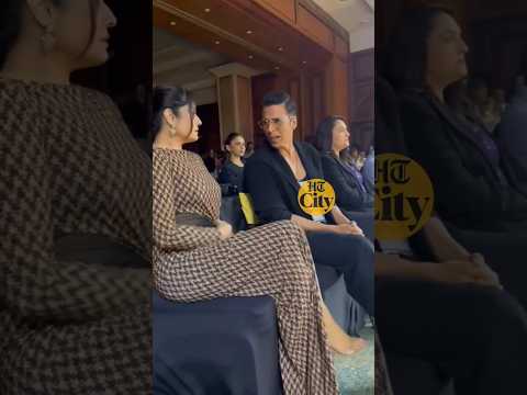 Gupshup Between Akshaykumar Raveenatandon As They Catch Up At An Event Shorts