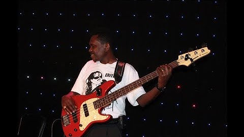 Federico Umberto - Ahwat  ፈደሪኮ ኡምበርቶ  - ኣሕዋት (1992)