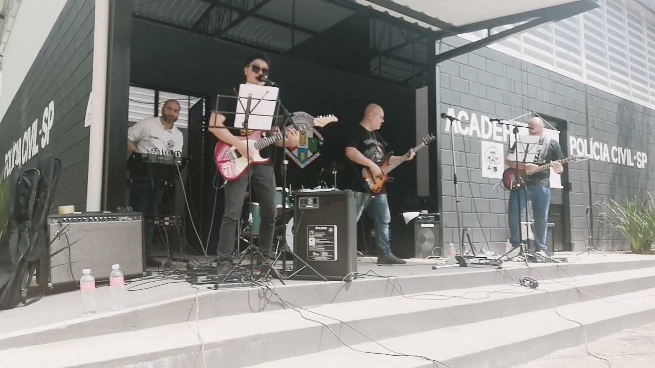 The Trooper (Iron Maiden) - Na Acadepol com o rock rules!