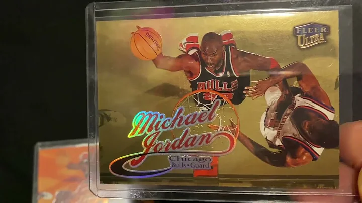 Michael Jordan cards- 1998-1999 Fleer Ultra #85 (base + gold medallion)