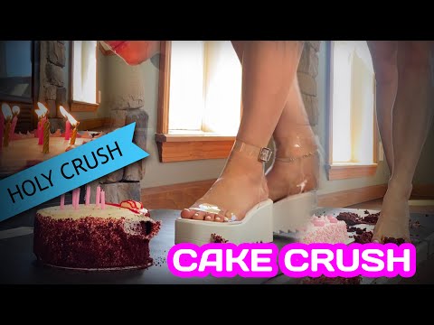 Cake crush with bare feet and heels