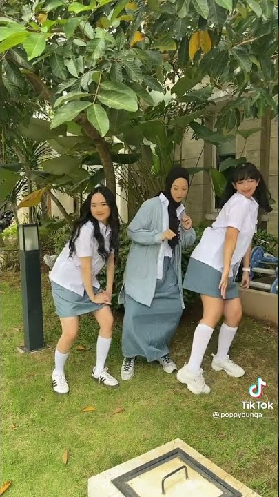 Tiktok Poppy Bunga Part 2 | Anak Sekolah Waktu SMA............ ........       #short