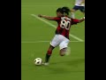 Ronaldinho Joga Bonito Skills 🤩🇧🇷