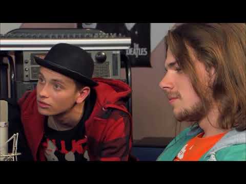 გოგონა ალისფერი თმით სერია 1