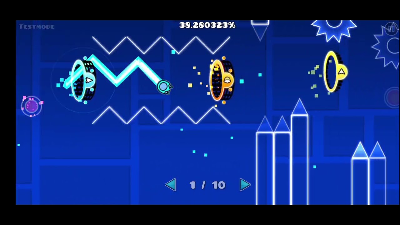 Making my first level in GEOMETRY DASH - YouTube