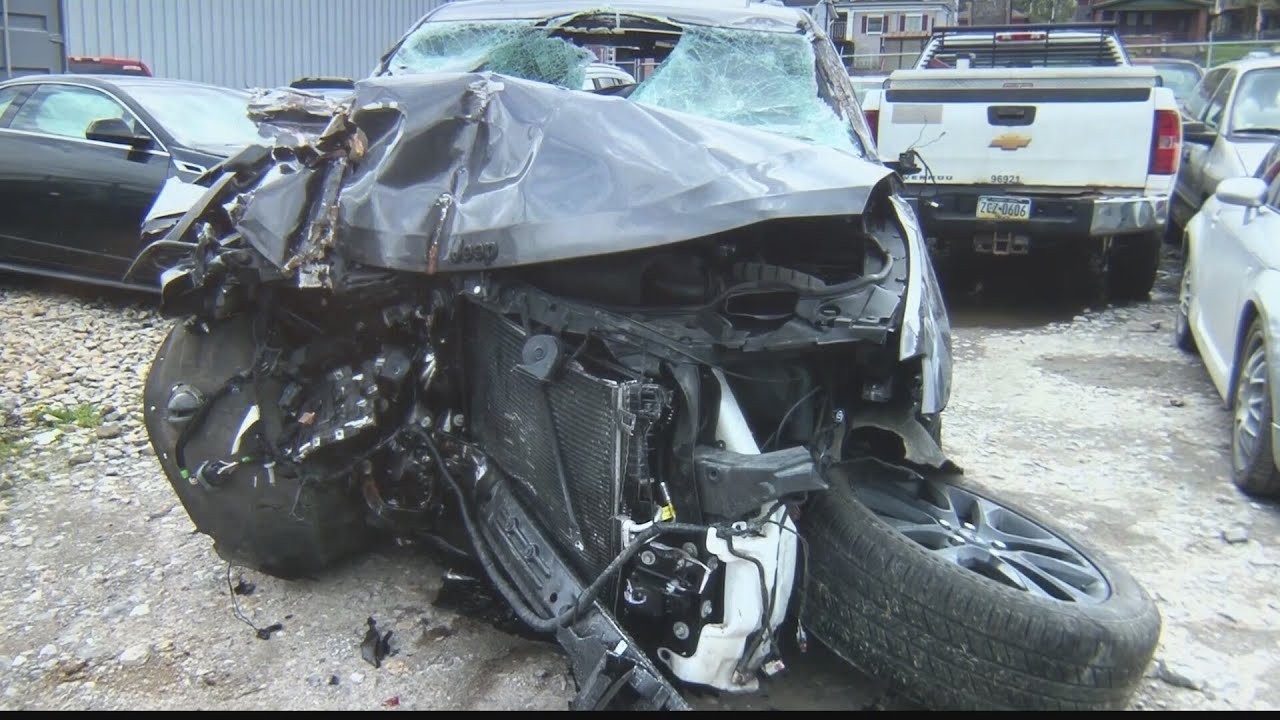 Two Ohio men hospitalized after police chase ends in crash - YouTube