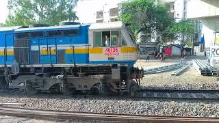 Information 15083 Utsarg Express counting it's last Diesel Days|Late Run Crawling towards Daliganj Junction Update