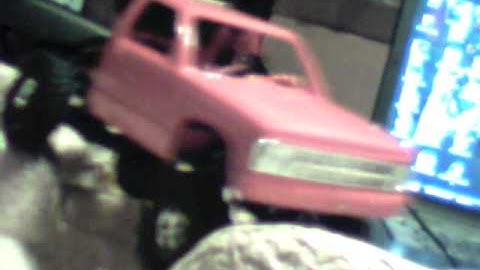 1:20 Chevy S10 Flatbed MicroScaler with 4 Link Chassis by CustomCuts.de