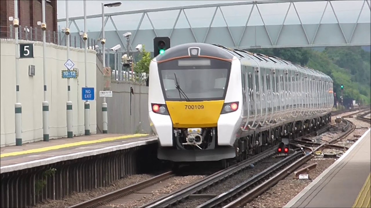 Trains at Three Bridges - Monday 5th March 2018