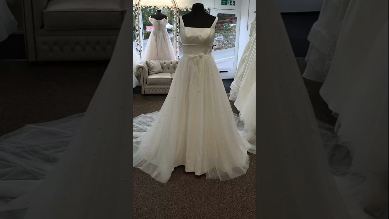 SIENNA PB92524 PURE BRIDAL WEDDING DRESS ROMANTICA