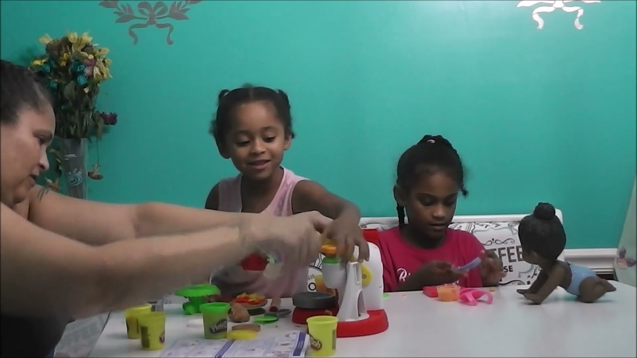 Sisters Toy Review Playdoh Pizza Oven and Baby Alive Feed Me Doll