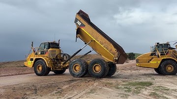 Caterpillar 740 Dump Truck