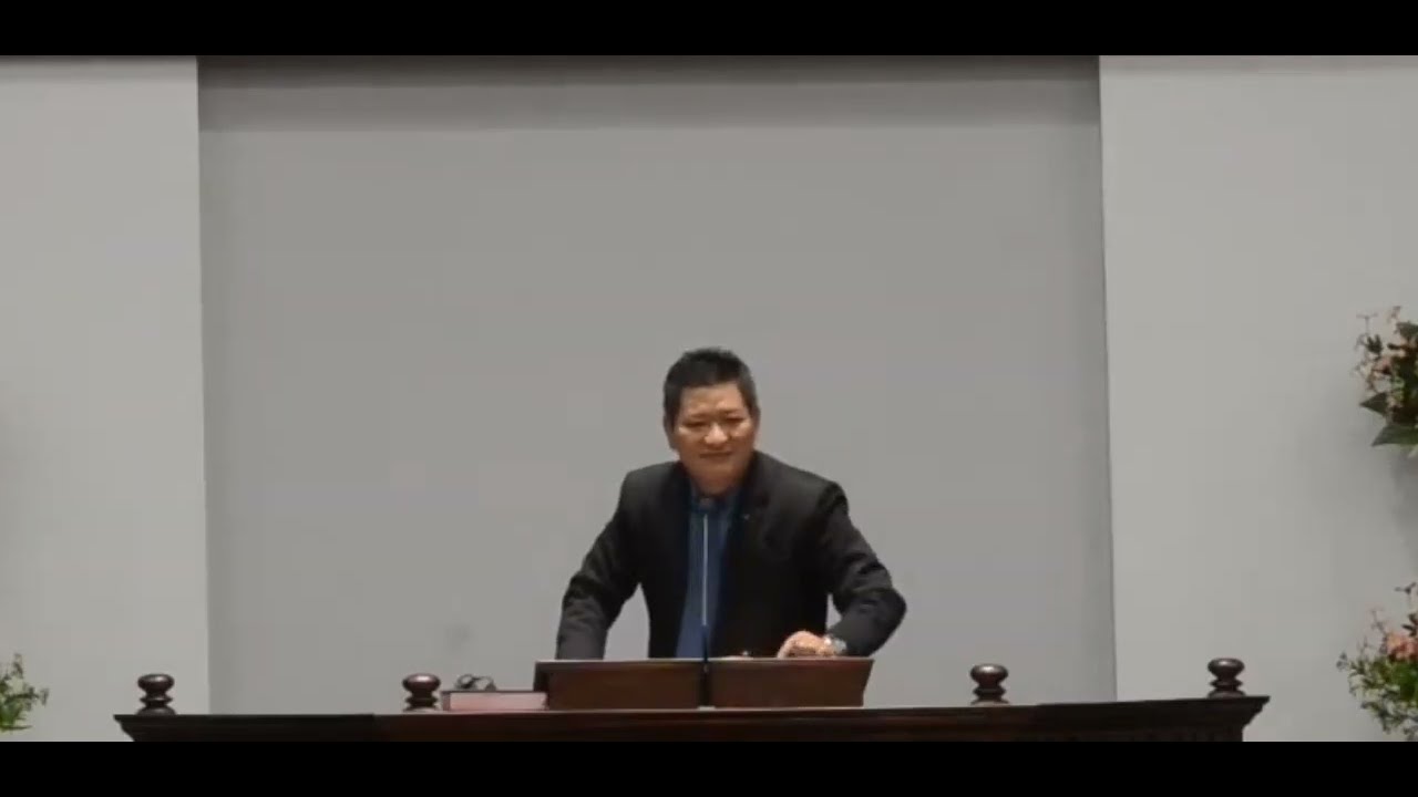 Evan Tluangtea, a in sum thei ta bik lo (Trinity / Oneness Chung chang)