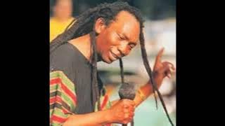 THOMAS MAPFUMO  CHAMUNORWA
