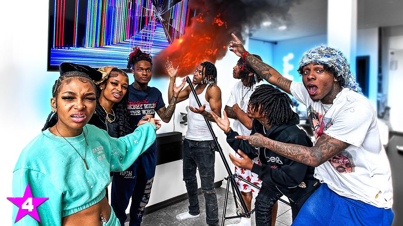 Сломанный телевизор в банде * Пошло не так