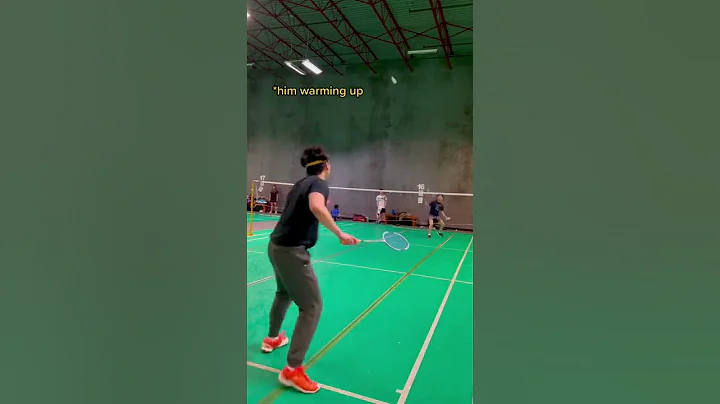 when it's your first time playing badminton #shorts - DayDayNews