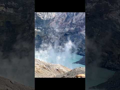 阿蘇山の火口がヤバい