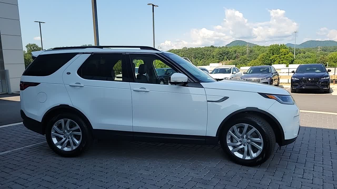 2023 Land Rover Discovery S NC Fletcher, Hendersonville, Waynesville