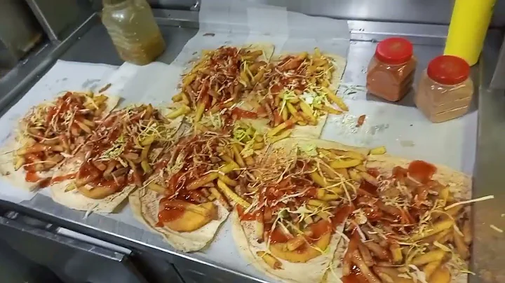 Najeeb Spot || Chicken Afghani Burger ||  I-8 Markaz Islamabad || Desi Food Street || The Khabay