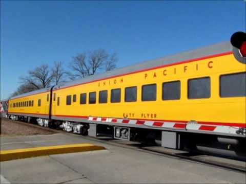 Union Pacific passenger train at Ames, Iowa - YouTube