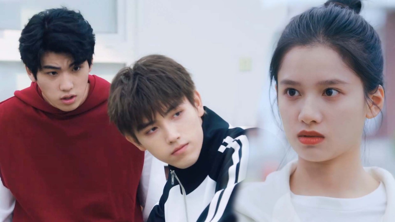 灰姑娘被別的男人糾纏，校霸瞬間出現宣誓主權：她是我的人！#drama #甜宠 #点燃我温暖你