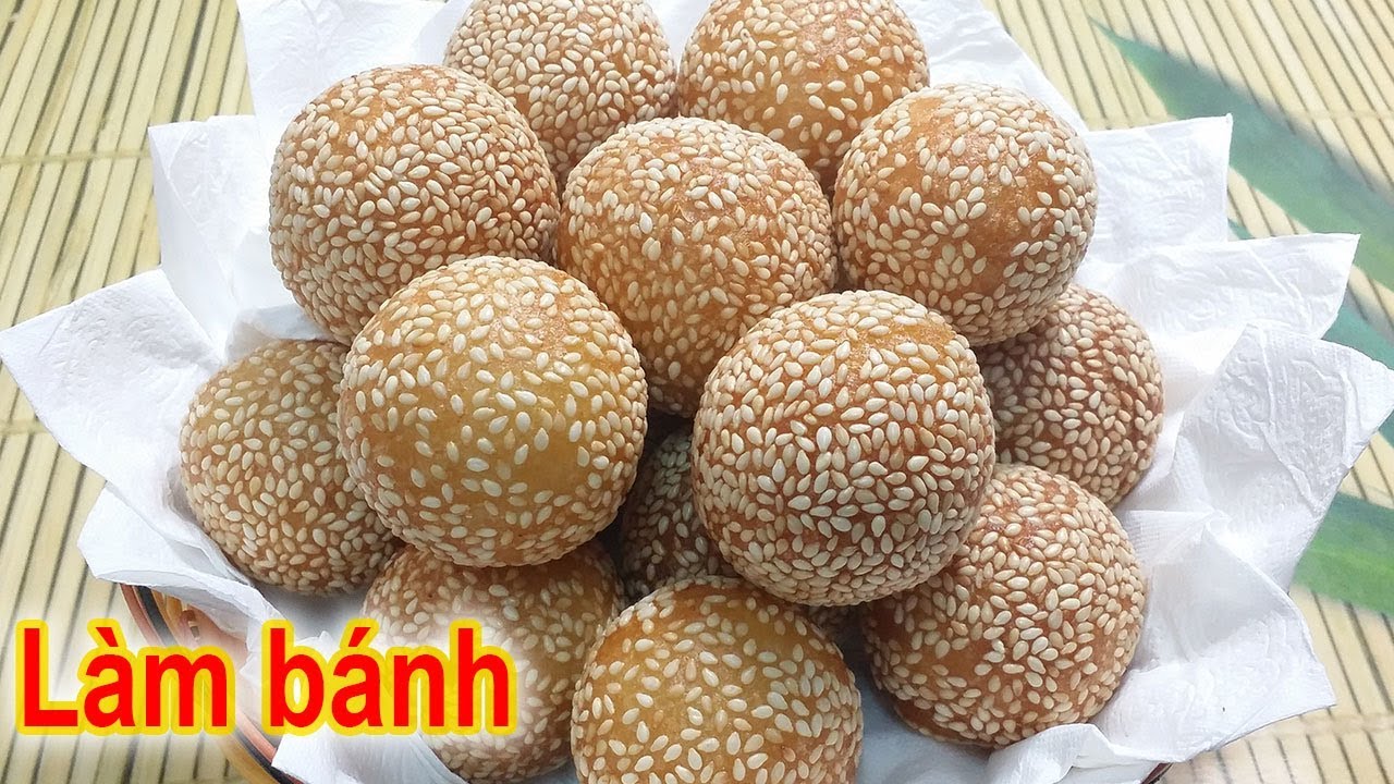 ⁣Cách làm bánh cam, còn gọi là bánh rán tấm vừng mềm ở trong, giòn ở ngoài