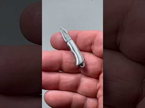 A teeny tiny knife is a small source of joy… this knife works & made me laugh! ????