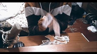 TAPPING ASMR - RIFFLE CARD SHUFFLE - İSKAMBİL KAĞITLARINI KARMAK - ORGASMR screenshot 5