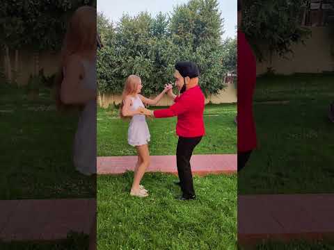 Артур Пирожков Ростовая кукла-Летом на фиесте девченки все на месте #рекомендации #артурпирожков
