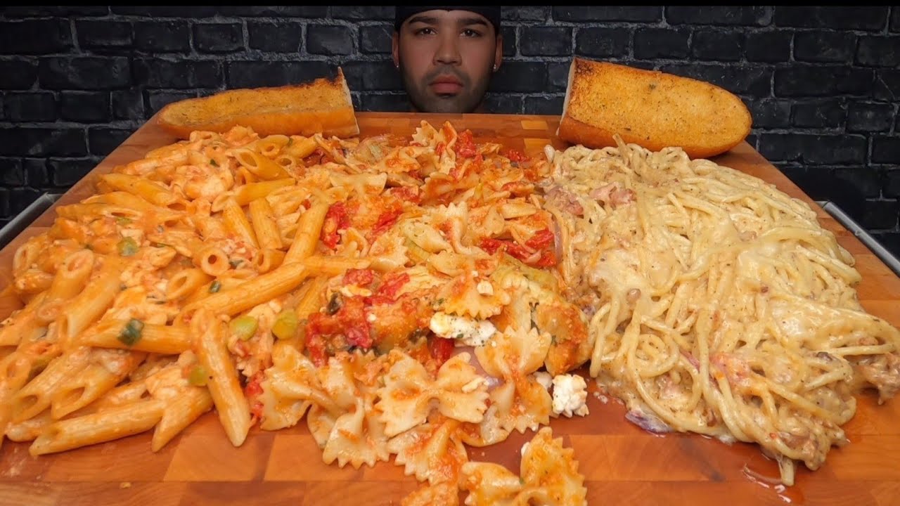 AMORE PASTA MUKBANG