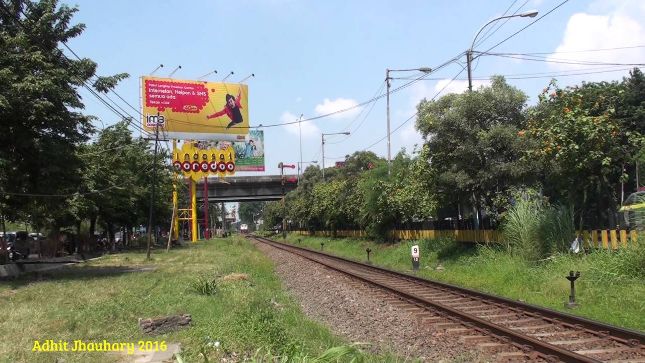 BB 304 23 R Bersama Gerbong Balast dari Probolinggo ke Surabaya Gubeng