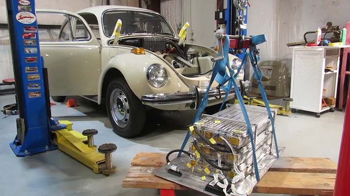Tesla S Battery install in our 1971 VW Super Beetle EV Conversion