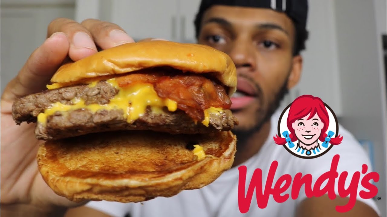 EATING WENDYS BACONATOR WOWWW!!!!! YouTube