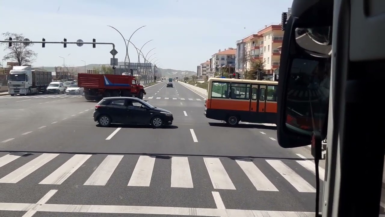 Ankara Polatlı blv kavşağı yolu Eskişehir izmir yolu 25 Nisan 2022 iki