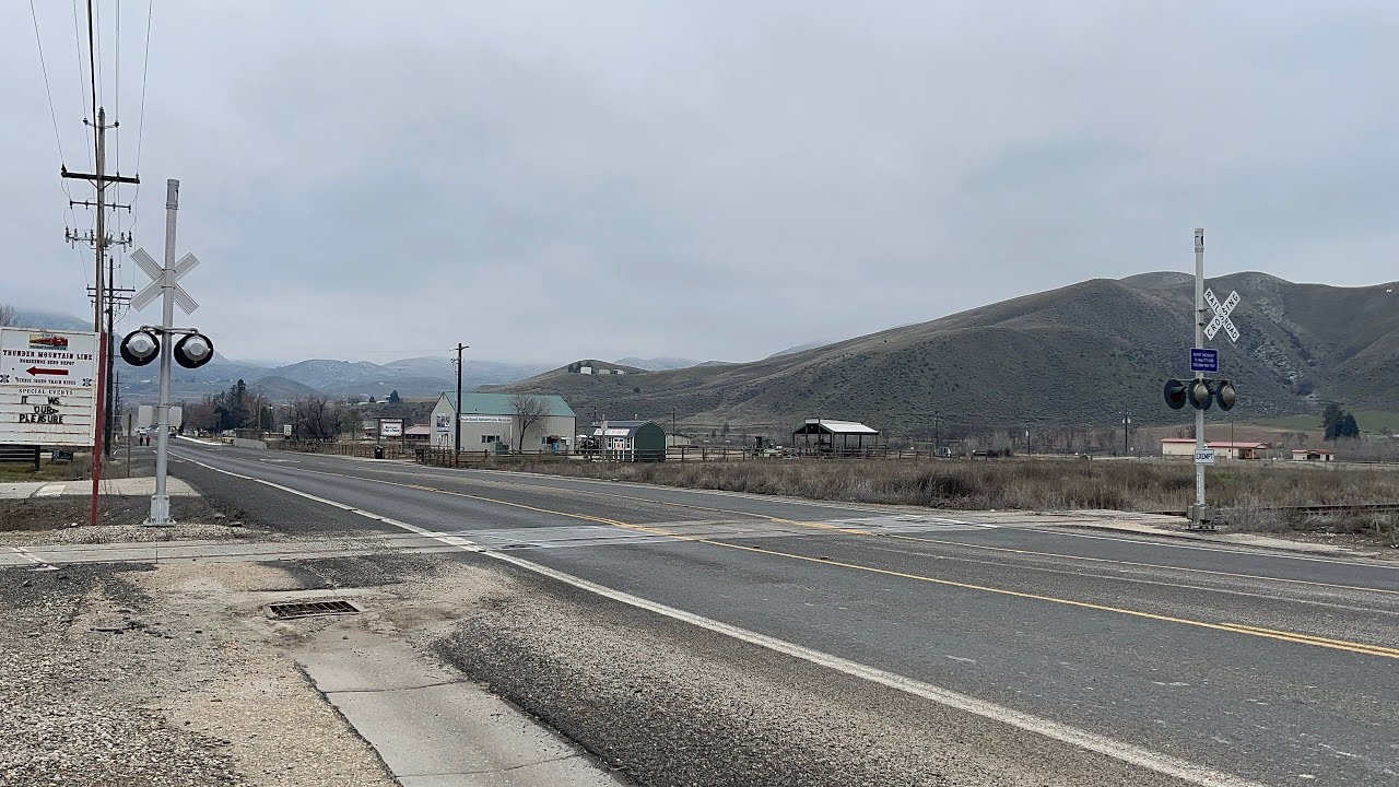 Out of Service Railroad Crossing Tour Hwy 55, Horseshoe Bend Idaho