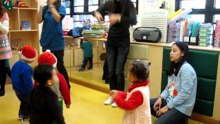 20101217-dancing 3